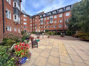 Photo 8- click for photo gallery